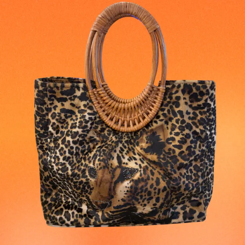 Cheetah Tote W Wood/rattan Handles