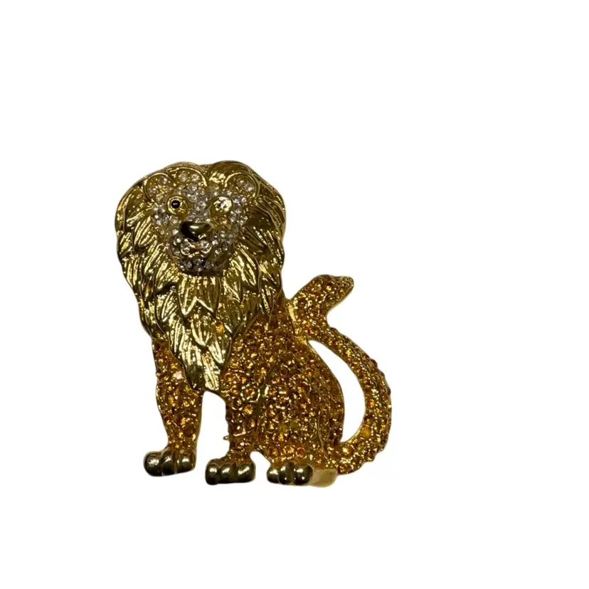 Large Lion Gold Tone Brooch