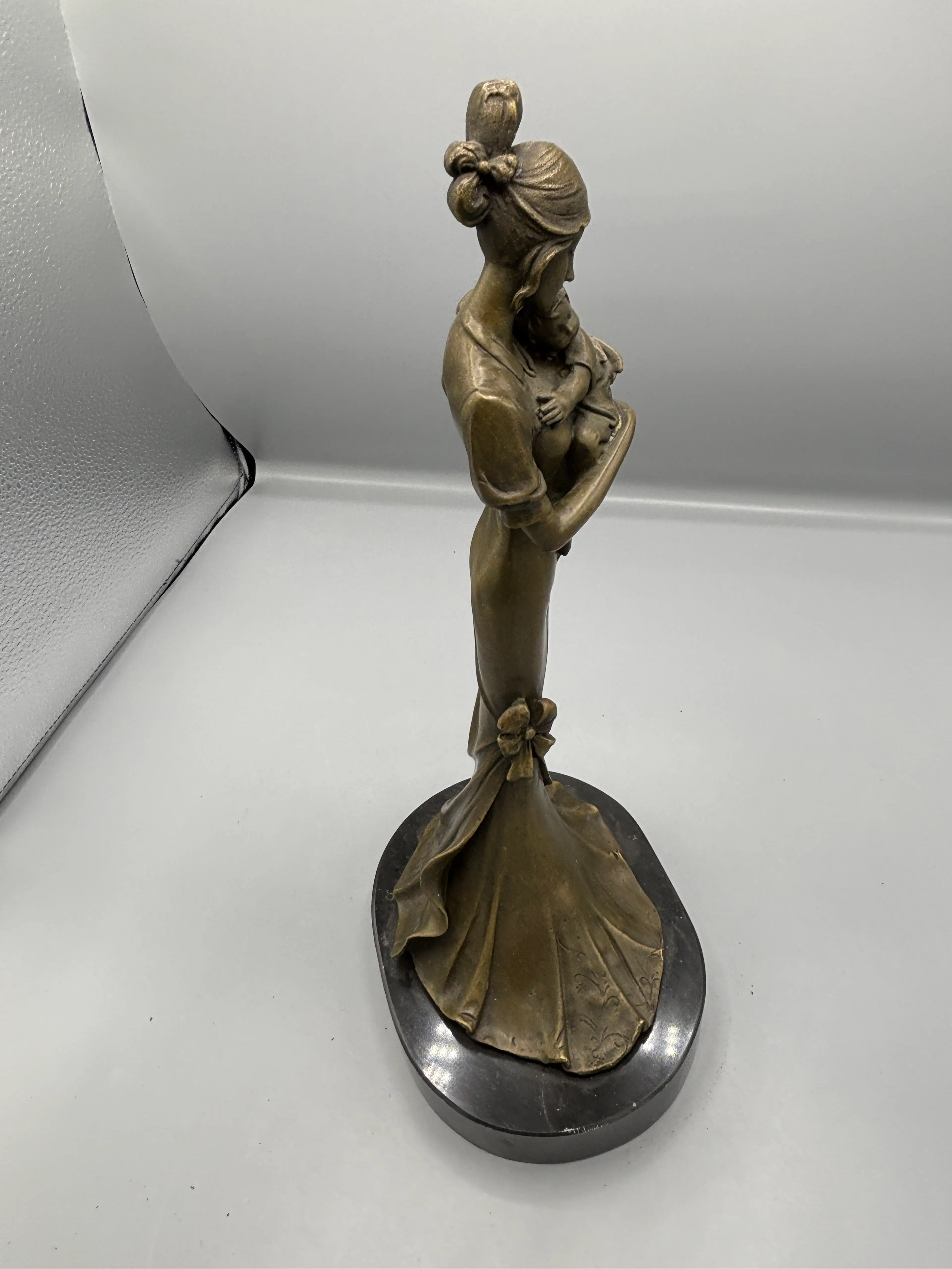 Image 4 of 6