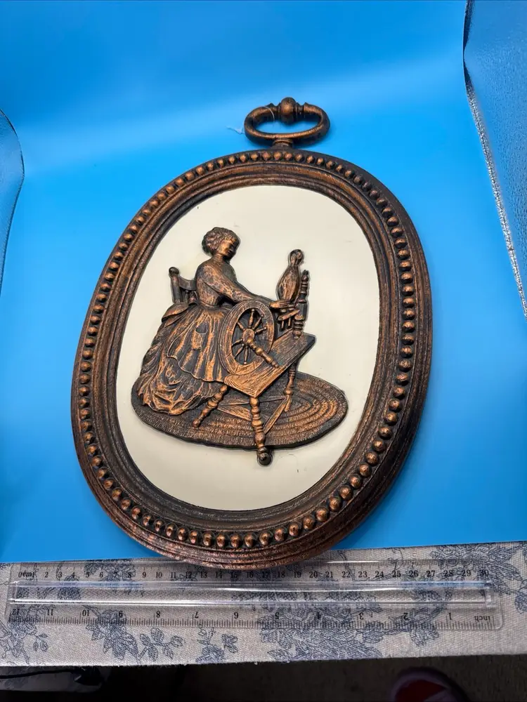 Vintage Colonial Revival Wall Decor 1970s