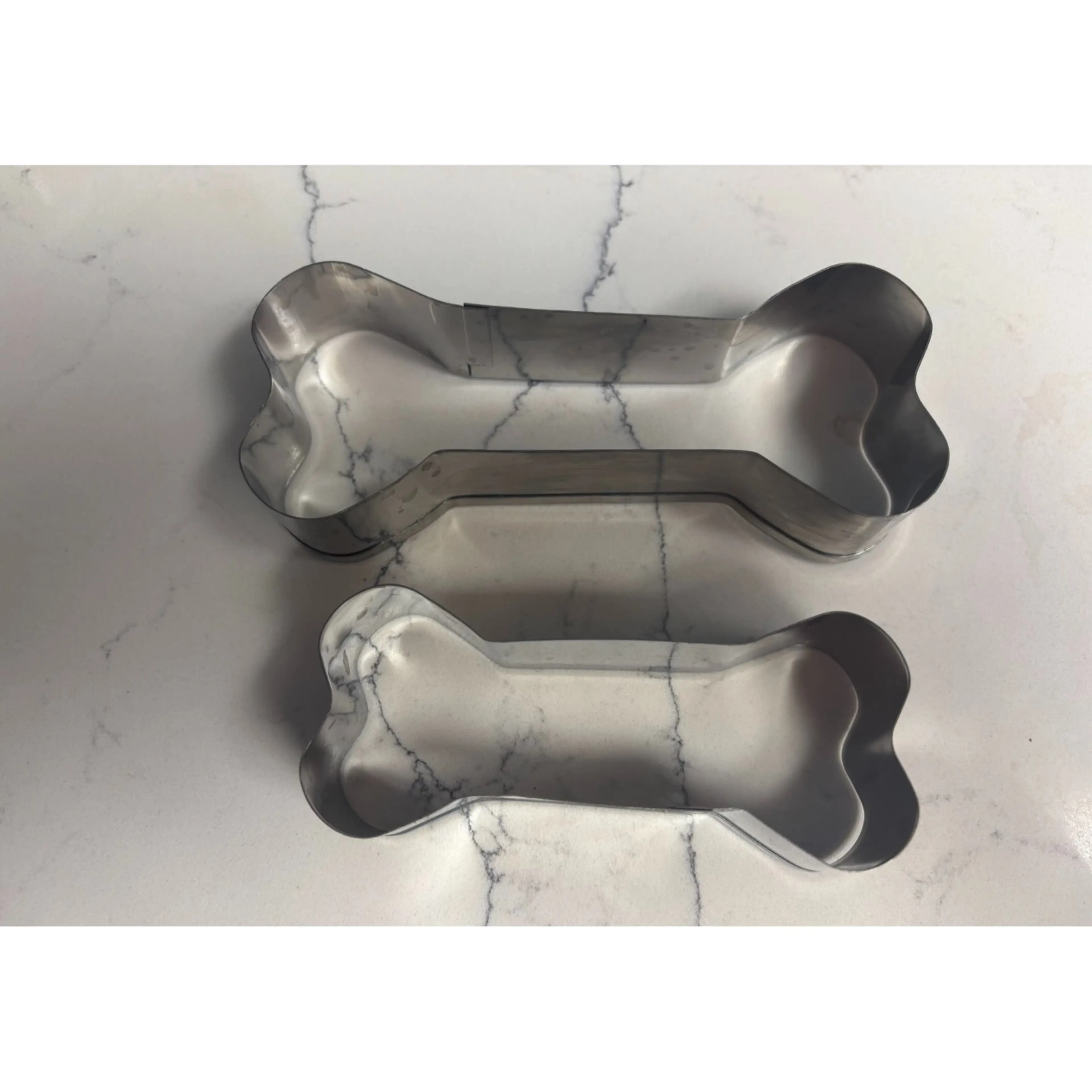 SILVER BONE SHAPED COOKIE CUTTER SET