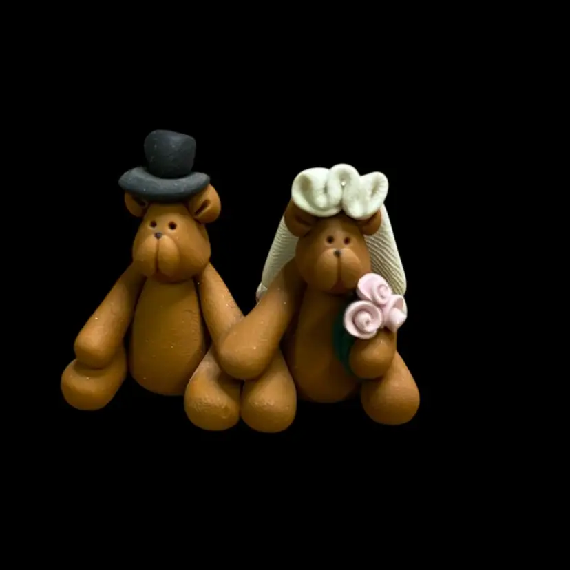 Tiny Wedding Couple Bears Clay