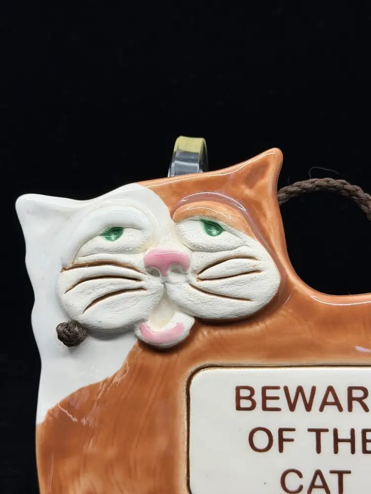 Smoky Mountain Pottery Cat Hanging Wall Plaque “Beware Of The Cat” 7.5L