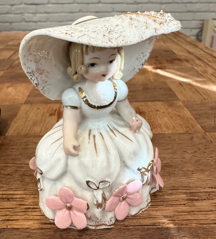 Lefton Mary Mary Quite Contrary KW 1052 Sweet Face Pink Southern Belle