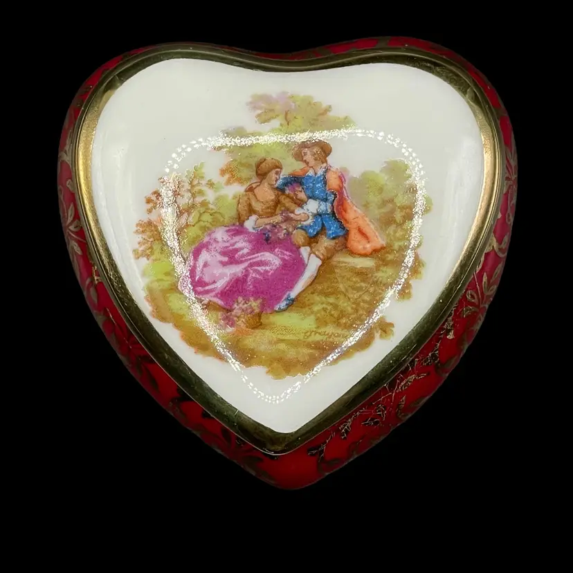 Limoges France VTG Porcelain Heart Trinket Box Fragonard Courting Couple Gilt