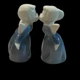 Vintage Blue And White  Porcelain Kissing Angels Figurine . Boy & Girl. Believe To Be Lefton But No Stamp Or Sticker. Possibly From 1960s Or Earlier? Beautiful Shape & Condition.
