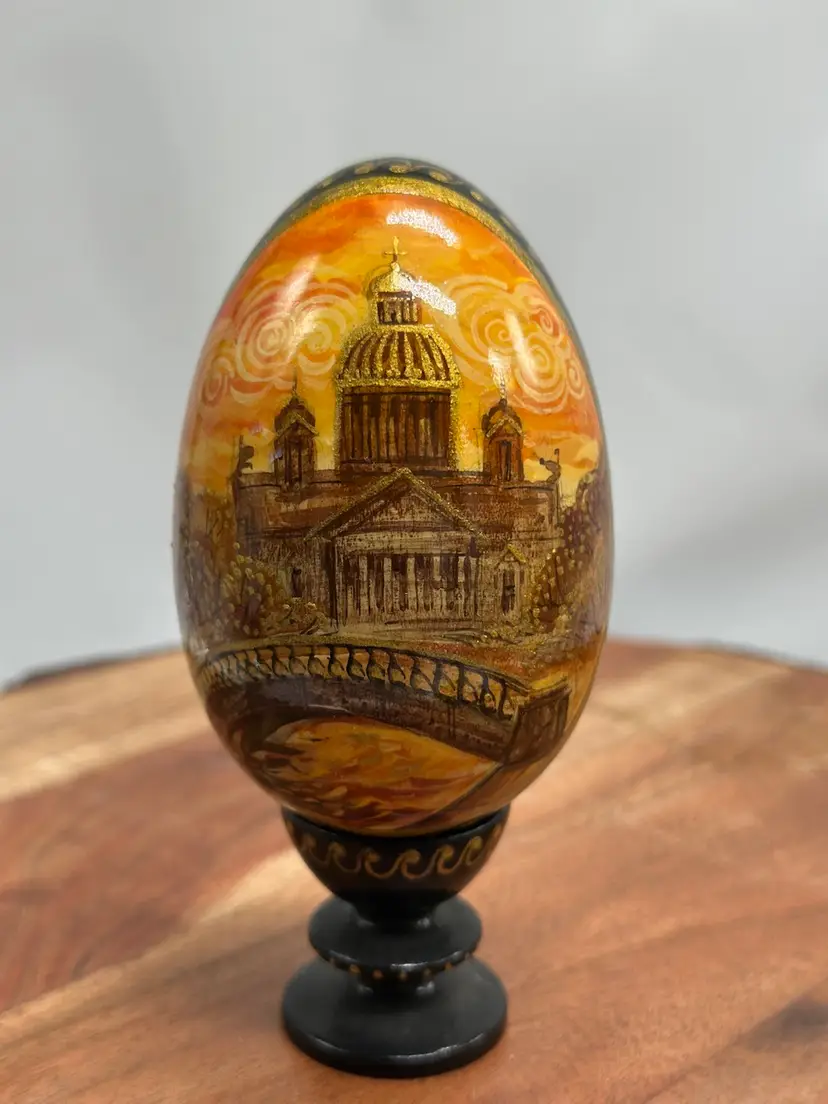 Vintage Russian Hand Painted Wood Lacquered Egg St Petersburg Signed