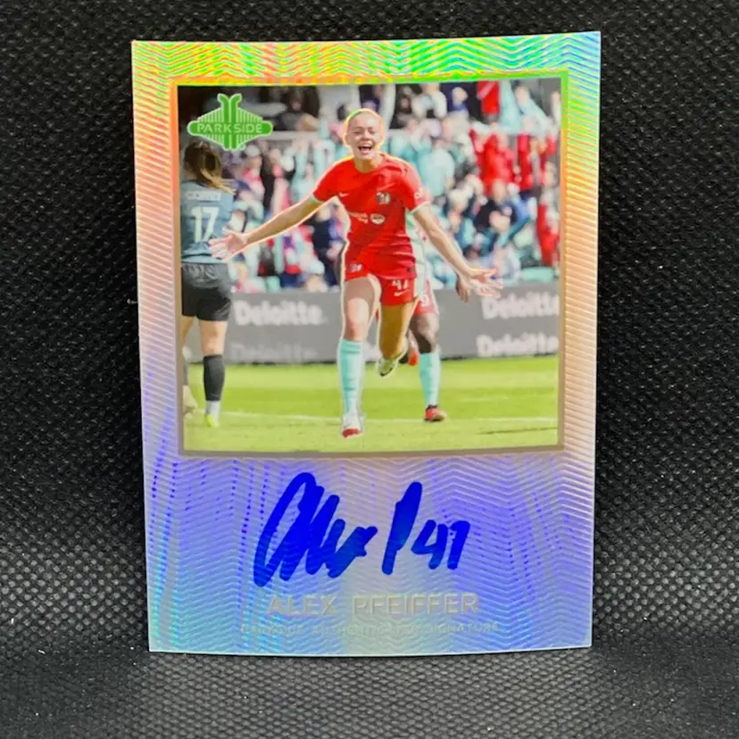 Alex Pfeiffer 2024 Parkside Pacific NWSL Autograph KC Current Soccer Card