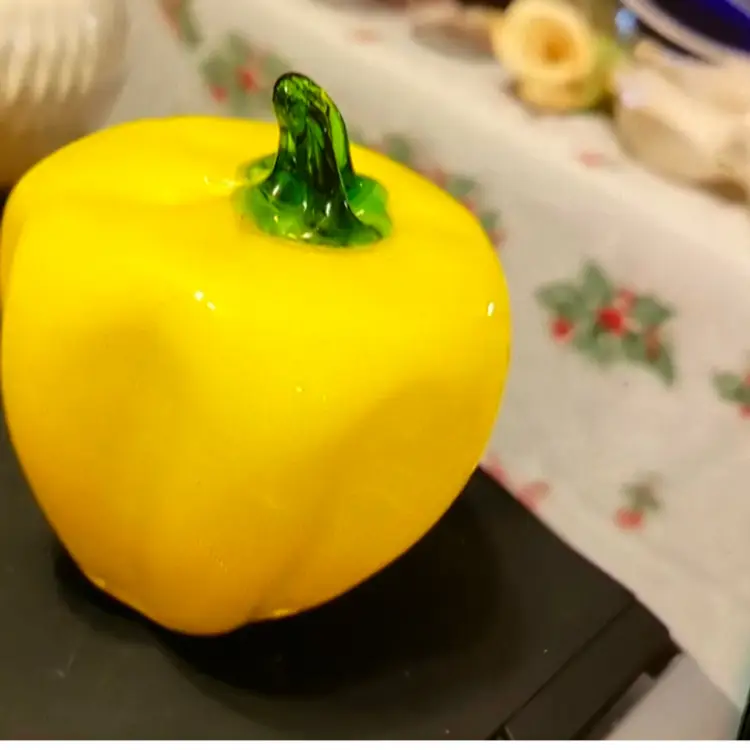 Glass Yellow Pepper