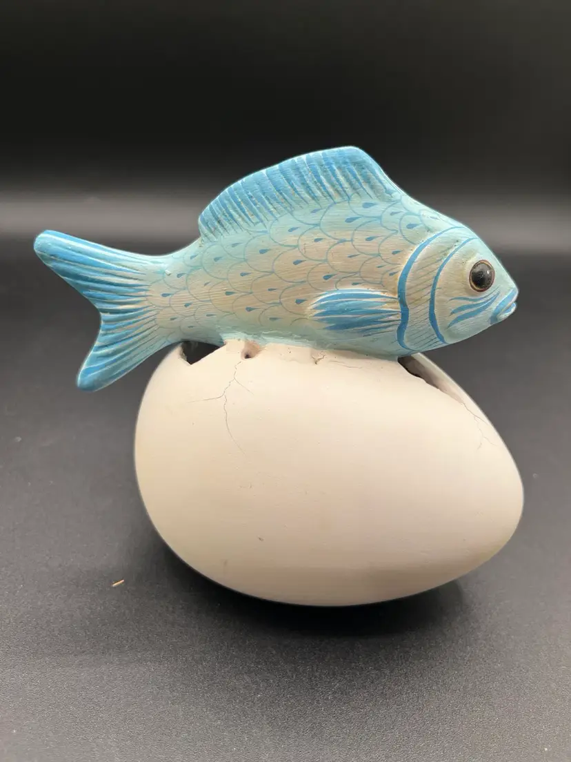 Signed Tonala Mexican Pottery Fish In Egg 5” AS IS🐠 🥚