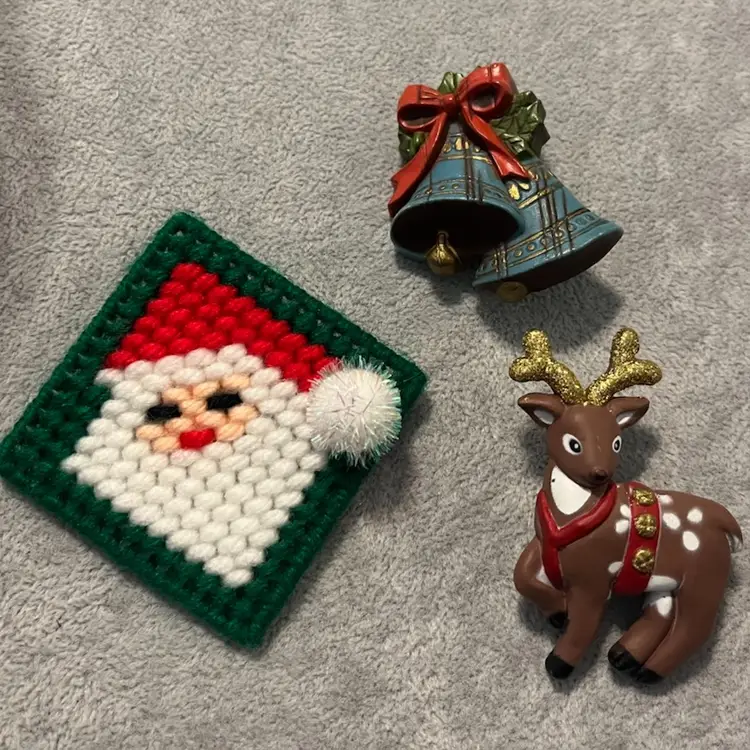 Lot Of 3 Vintage Christmas Brooches