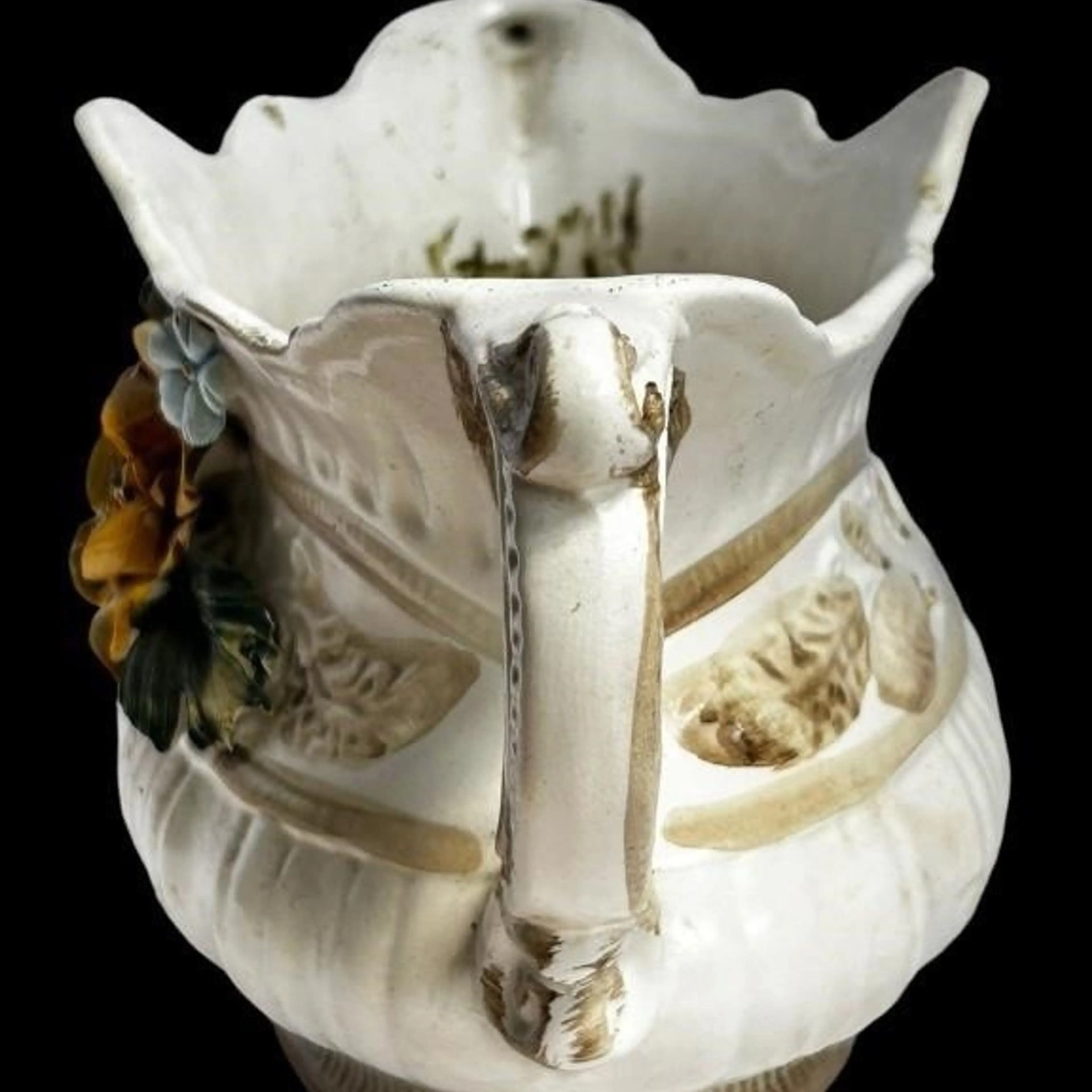 Image 4 of 8