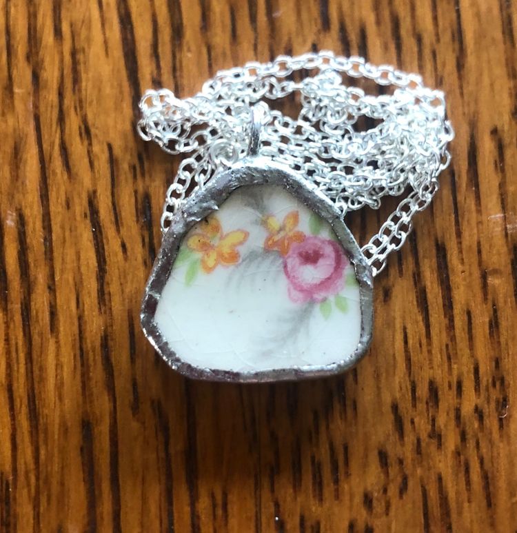 Oodelally Shop Broken Pottery Artisan Made Pendant Made In USA Plate Handcrafted Necklace 3/4 in x 3/4 in
