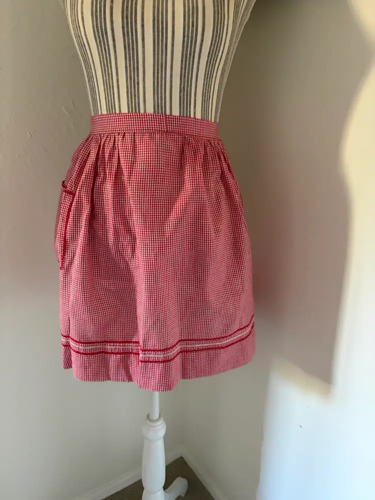 Vintage Red Gingham Apron with Rick Rack Detailed Pocket Embroidered 55" x 17"