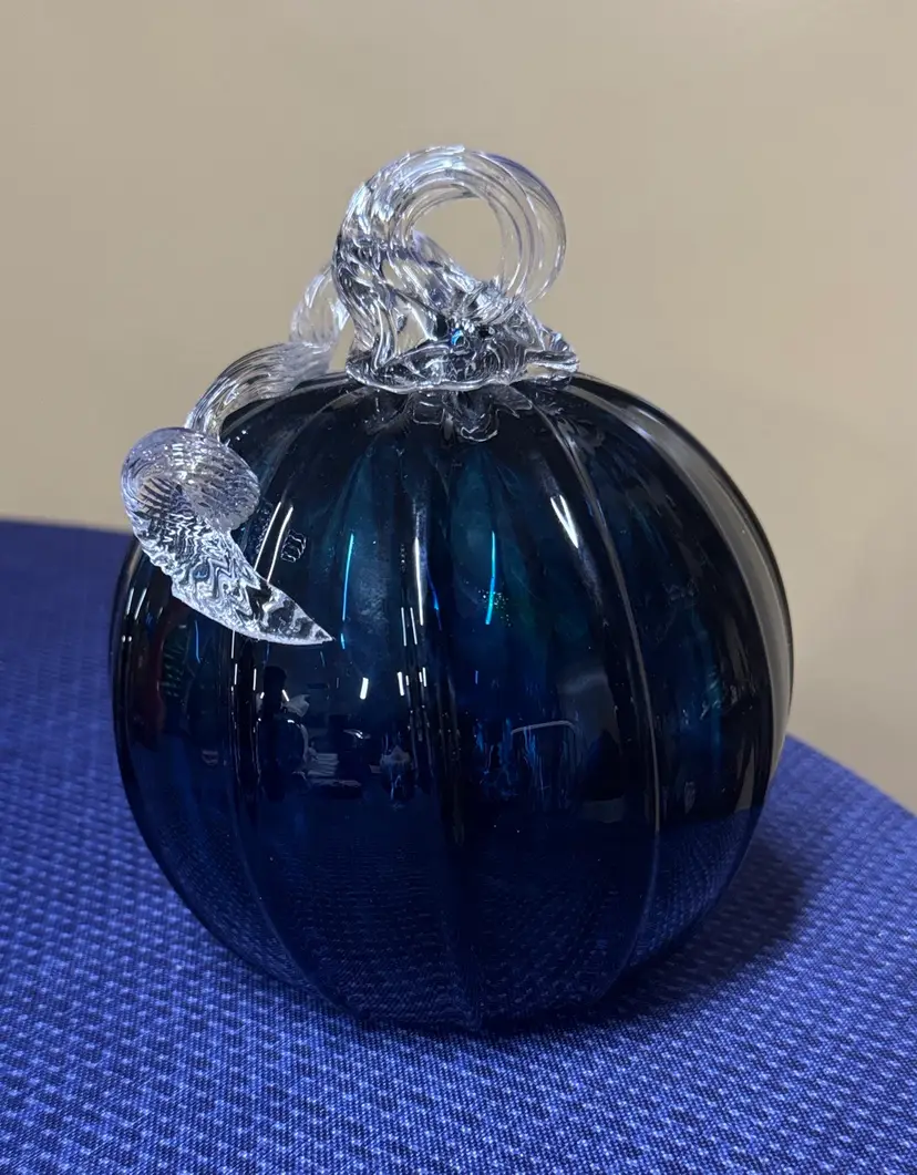 hand-blown art glass pumpkin signed by artist 7.5” tall