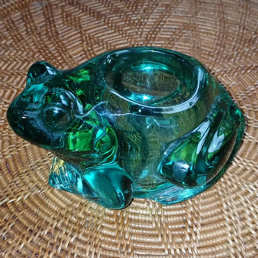 Glass Frog Votive