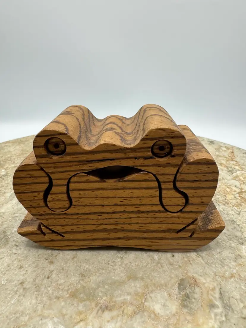 Vintage Richard Rothbard Wooden Frog Puzzle Trinket Box