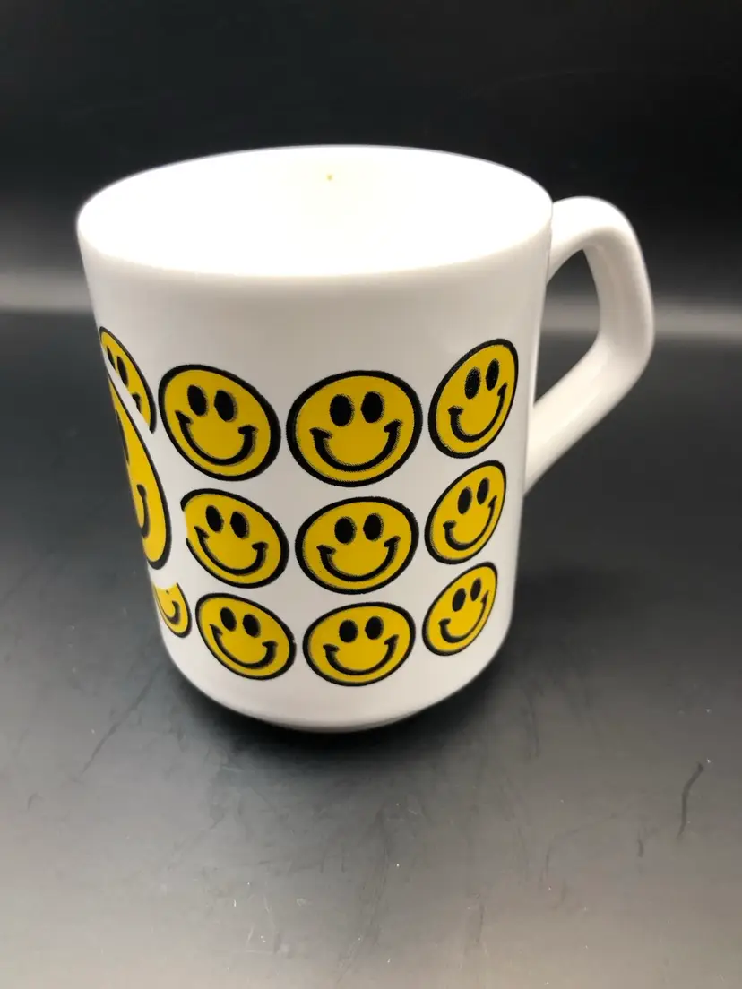 Retro Ceramic Smiley Faces Coffee Mug