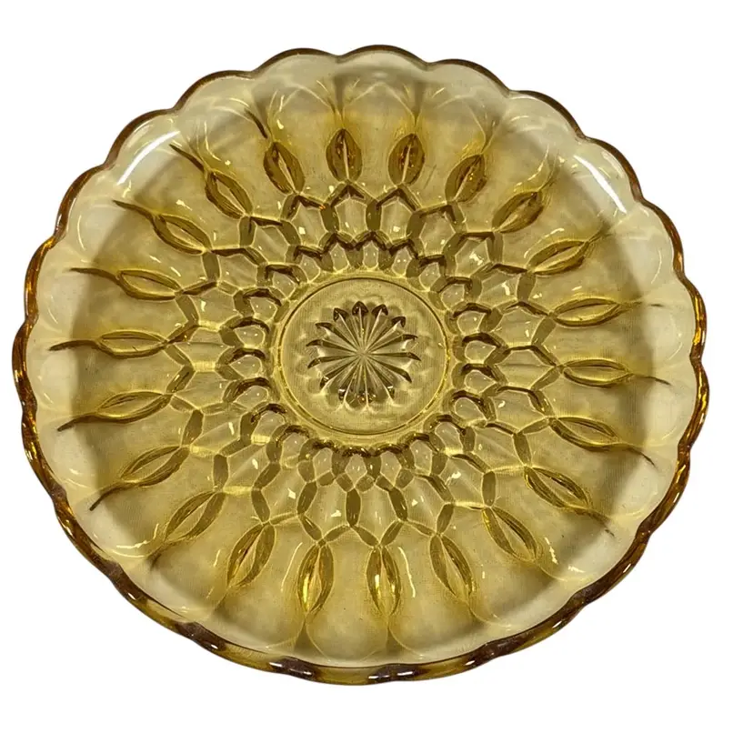 035. Vintage 10” Anchor Hocking Fairfield Amber Glass Cake Plate