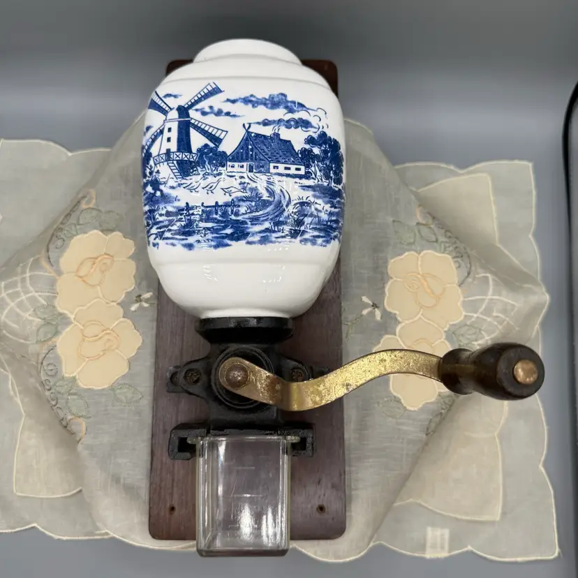 🐞 Vtg Delft Blue White Wall-Mounted Ceramic Manual Coffee Grinder NO CAP 12x4.5”