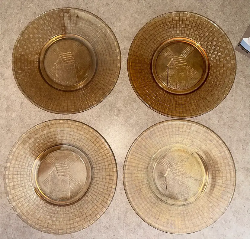 Vtg Hazel Atlas Windmill and Checkers Marigold Carnival Glass Plate Set Of 4 Disclaimer