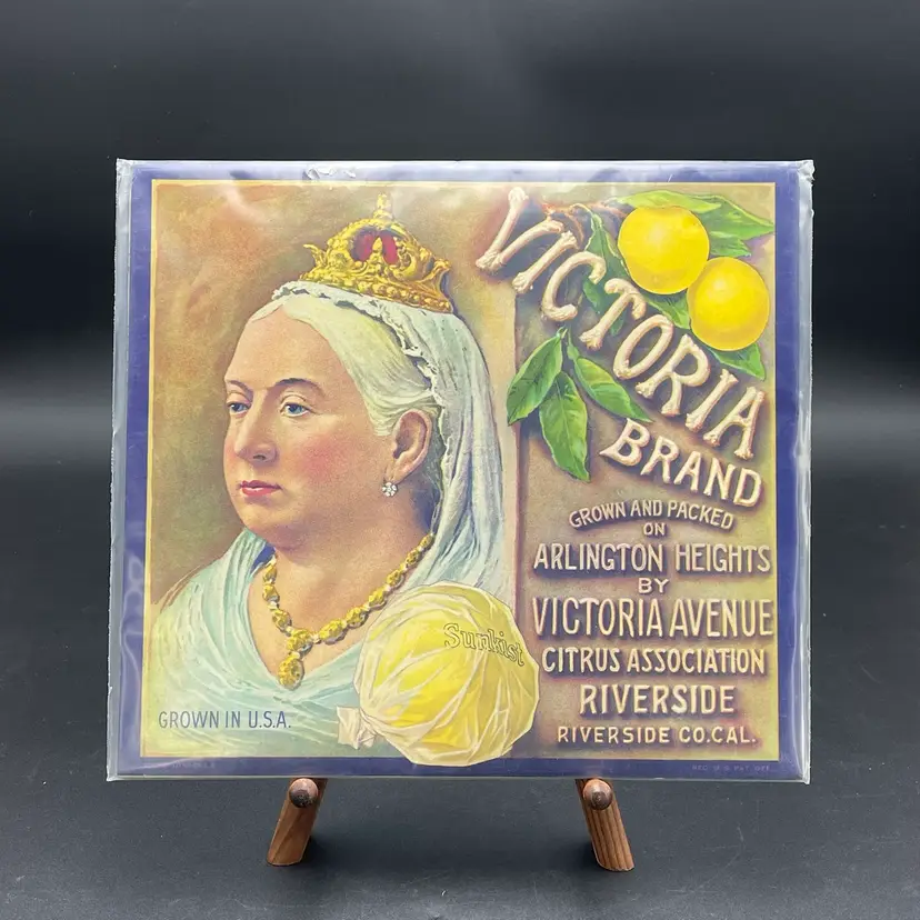 California Fruit Box Crate Label Schmidt Lithograph VTG Ephemera Victoria Brand