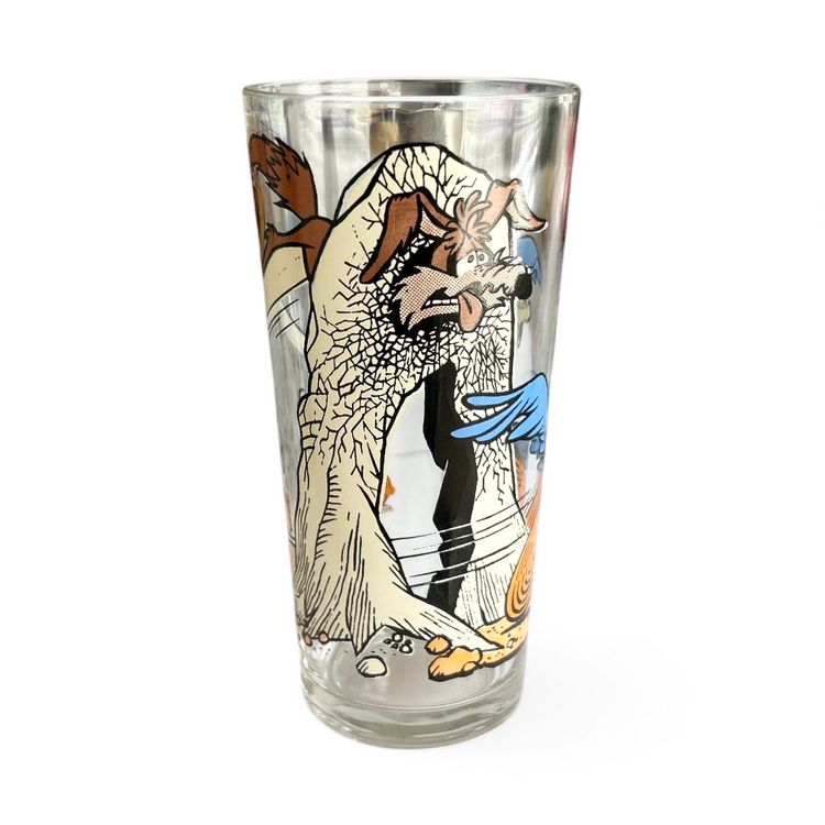 1976 Collector Series Wile E. Coyote And Road Runner Tumbler Glass