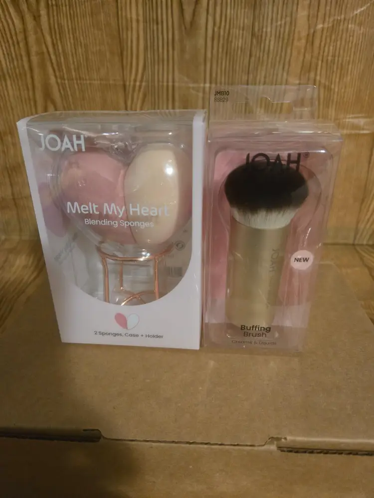 JOAH 2 pack sponges + Brush