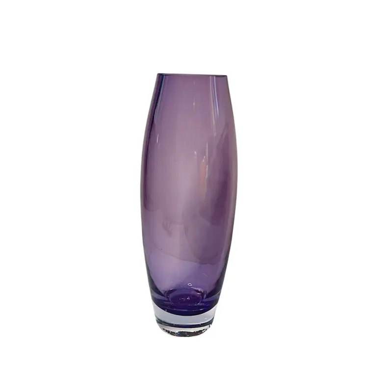 CRYSTAL VASE
BLOWN GLASS
Poland