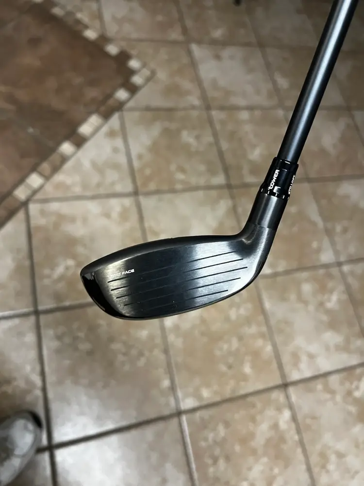 TaylorMade Qi35 25* Hybrid. Like New.