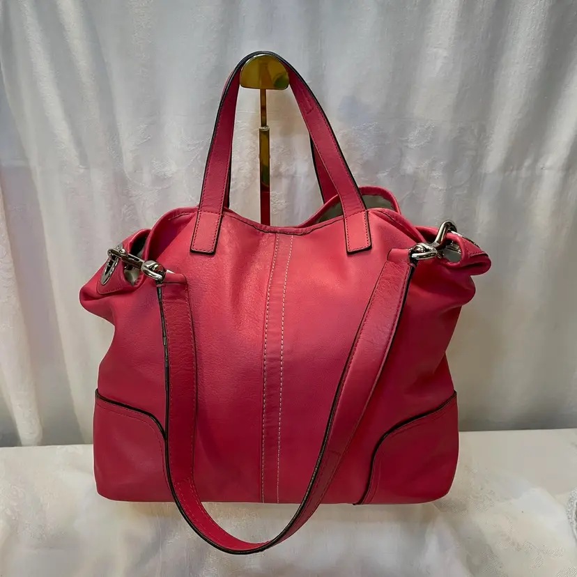 Coach Hadley 2 Way Shoulder Bag