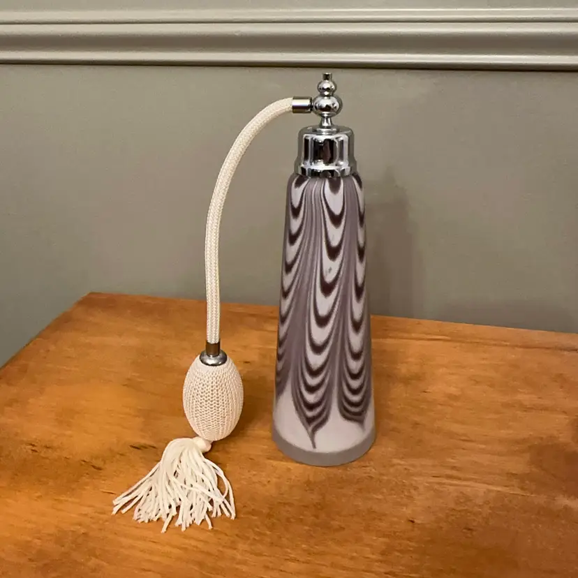 Mag Parfum Perfume Bottle