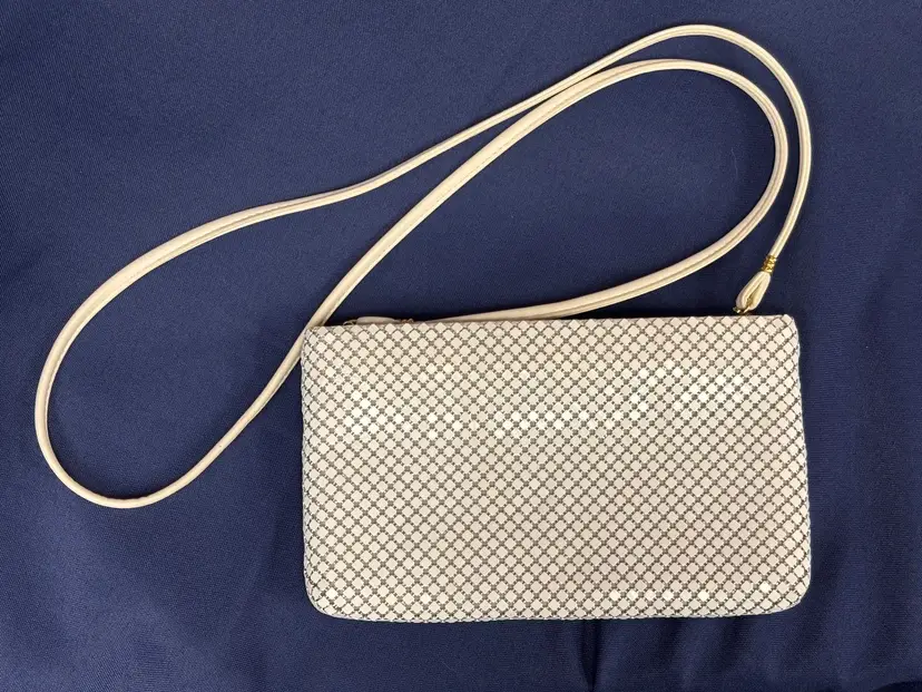 Vintage Whiting And Davis White Mesh Purse Cocktail Evening Glam Elegant
