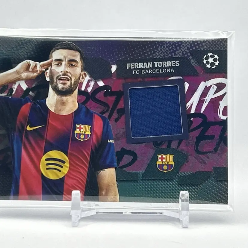 Ferran Torres 2025-26 Topps UCC Rookie Superstar Relic - Team Spain / FC Barcelona