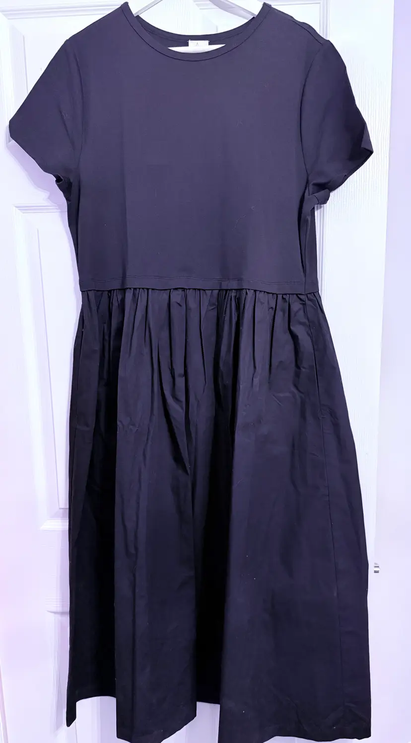 Joie Black T-Shirt Dress with Gathered Skirt - XL