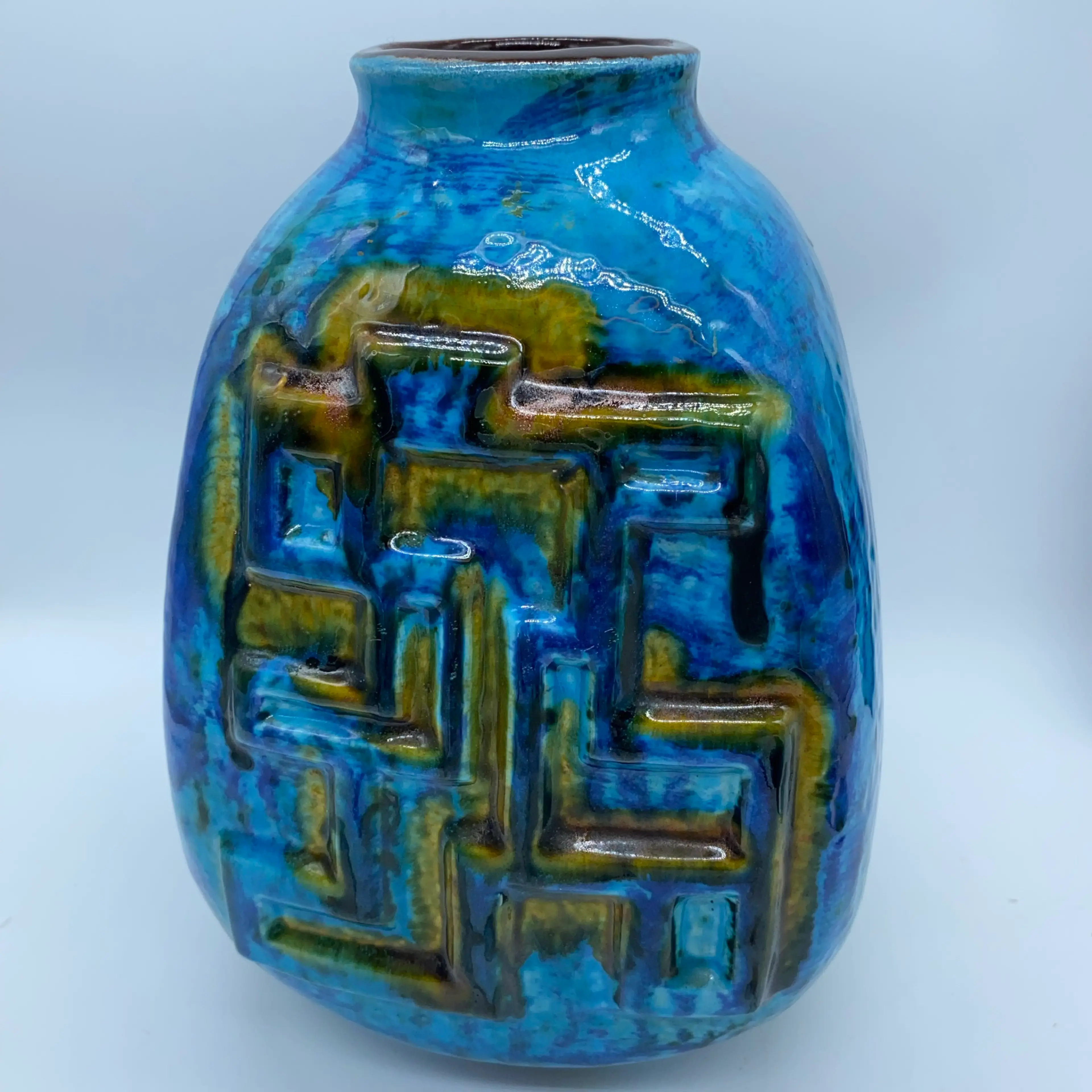 Image 3 of 6