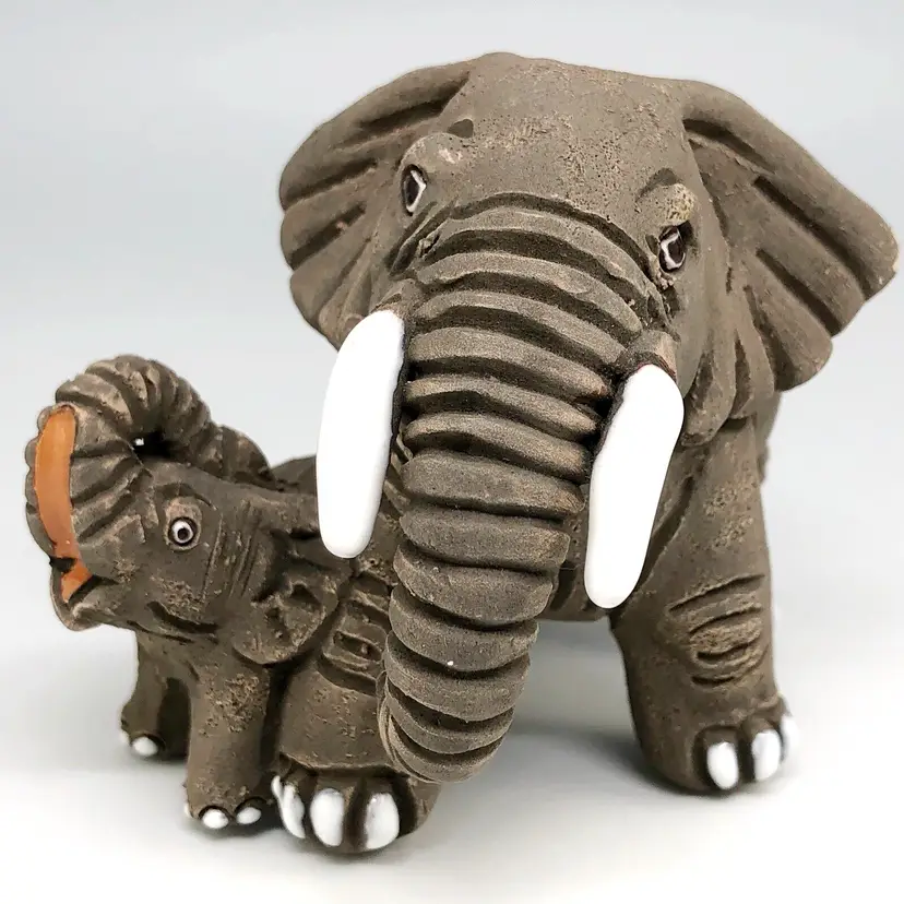 CIDCAL Hand-Painted Ceramic Mother African Elephant & Baby Figurine