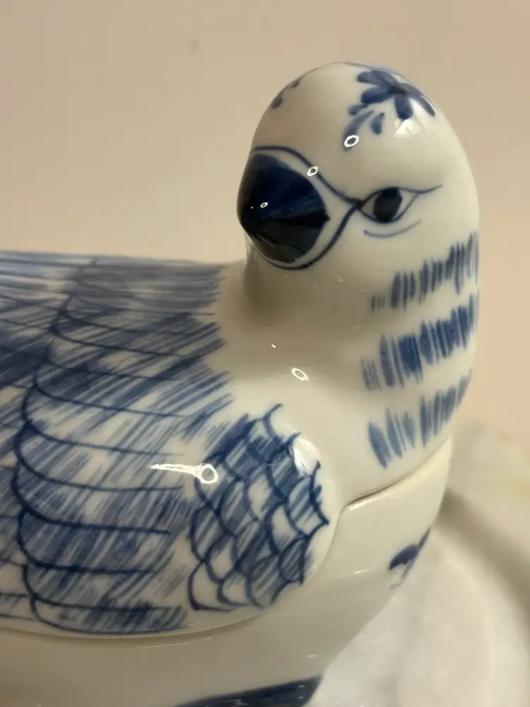 Vintage Hen on Nest  Cobalt Blue & White ceramic porcelain Trinket Box Thailand
