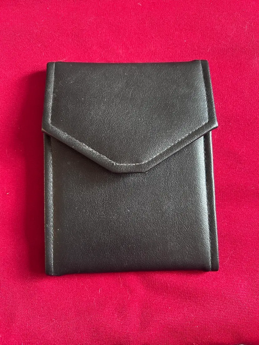 Vtg Garfinckel’s Branded Black Leatherette Travel Jewelry Necklace Carrying Case