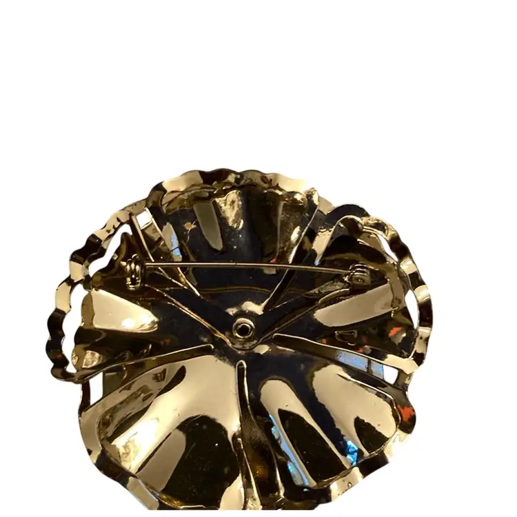 Two Well Made Vintage Gold Tone Brooches