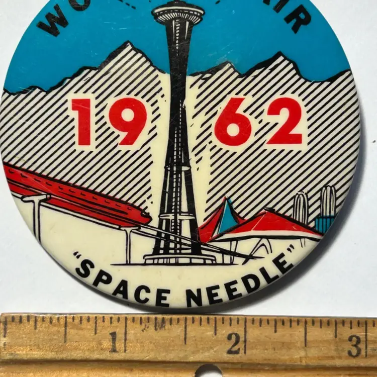 1962 Worlds Fair / Space Needle