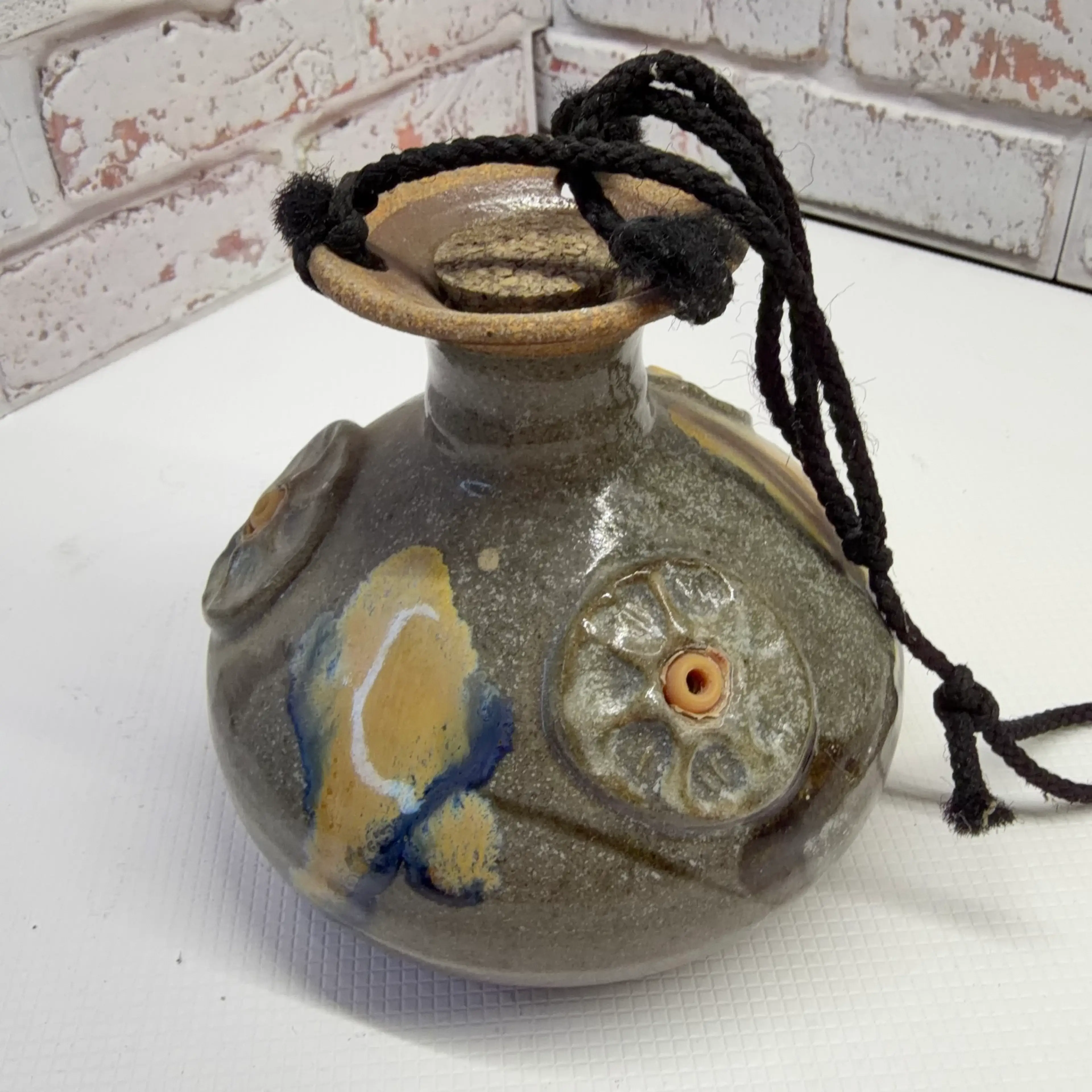 Image 4 of 6