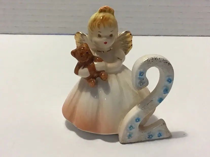 1640-Vintage Josef Original Birthday Angel, Year 2