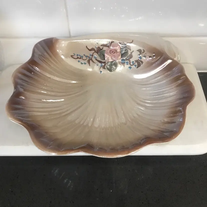 Luster ware Shell Ceramic Trinket Or Candy Dish Flower Design