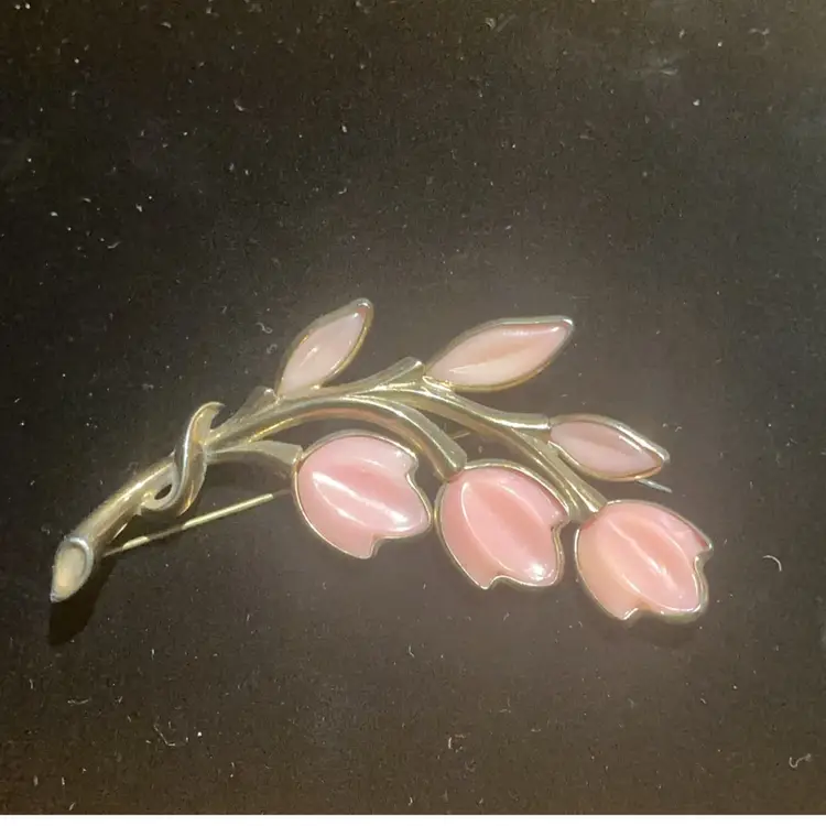 Vintage Pink Glass Flower Trifari Brooch