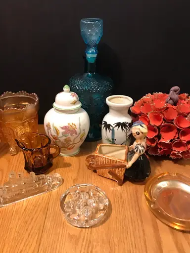 Pop Up Show! Lots Of Items! Just Tracy…Pete Is Working.