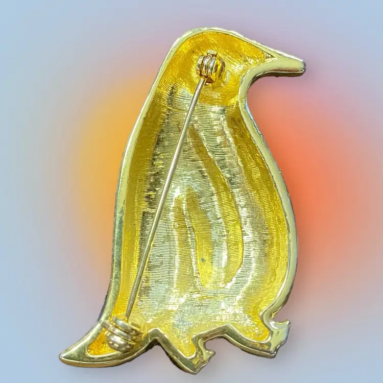 80s Golden Enamel Rhinestone Penguin Brooch