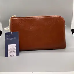 34 - NWT Wristlet Universal Threads