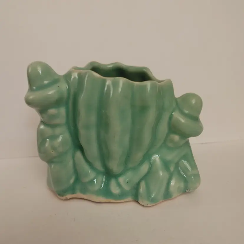 McCoy vintage pottery- Mexican Siesta barrel cactus planter. 1930-50's. No chips or cracks. 3.5 in high.