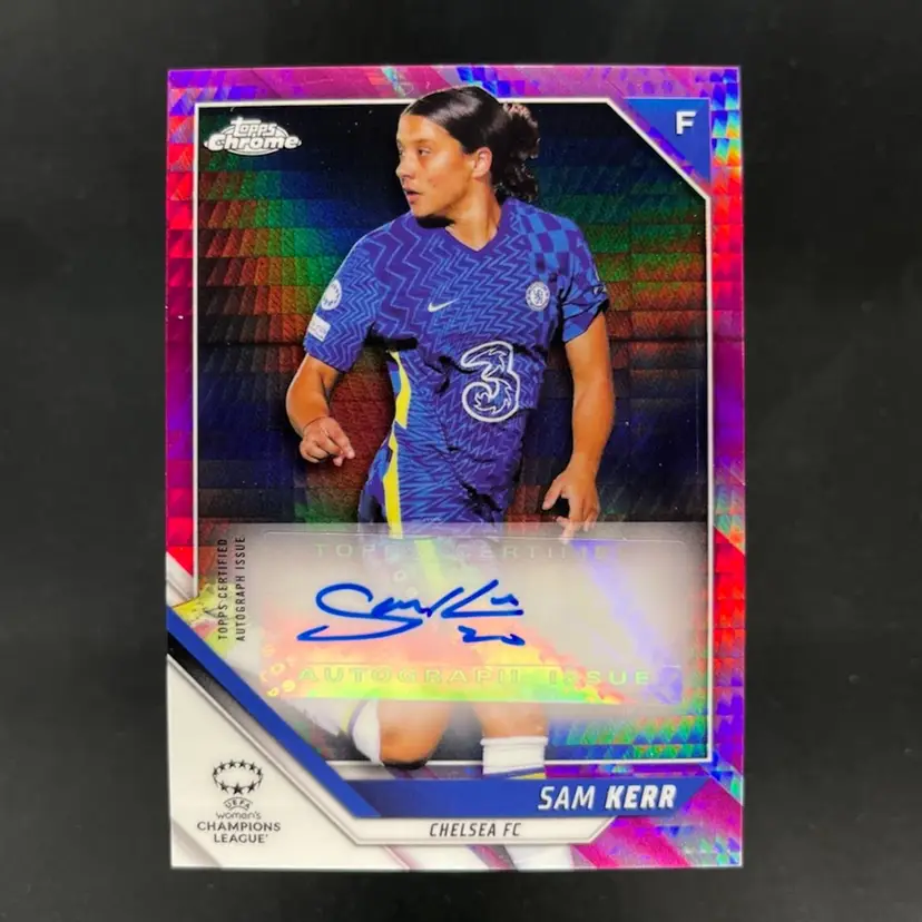 Sam Kerr 2021/22 Topps Chrome UWCL Pink Refractor Autograph /150 Soccer Card